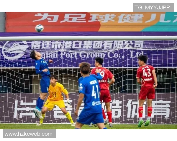 足球有时如梦似幻，激情与泪水交织的赛场故事